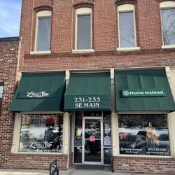 Living Stone - Boutique resides within a stately historic building.