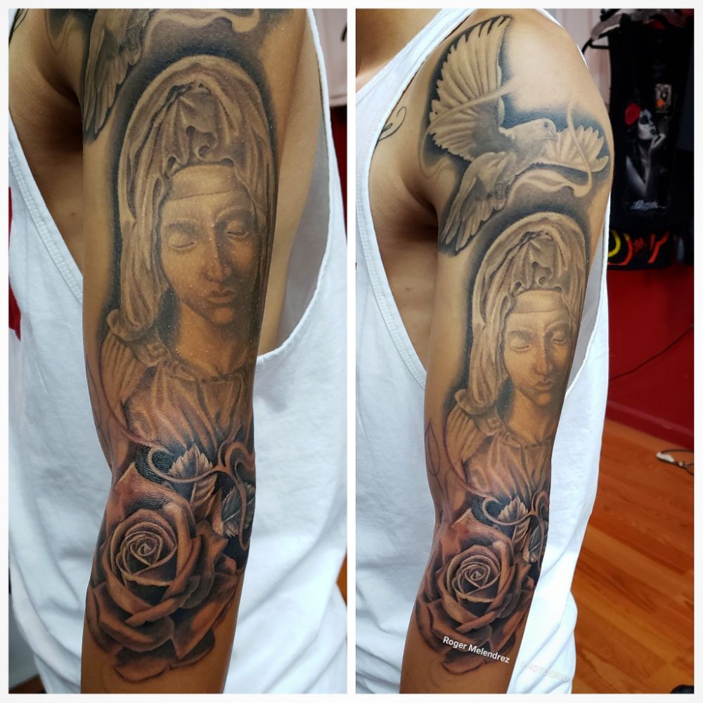 Actors Whose Real Tattoos On Screen Vs. Actors Who Covered Them, image size:1000x1000