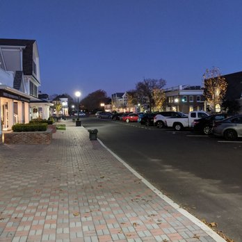 Gill Chiropractic - Entrance looking East - Chiropractors Near Me - Spring Lake, New Jersey