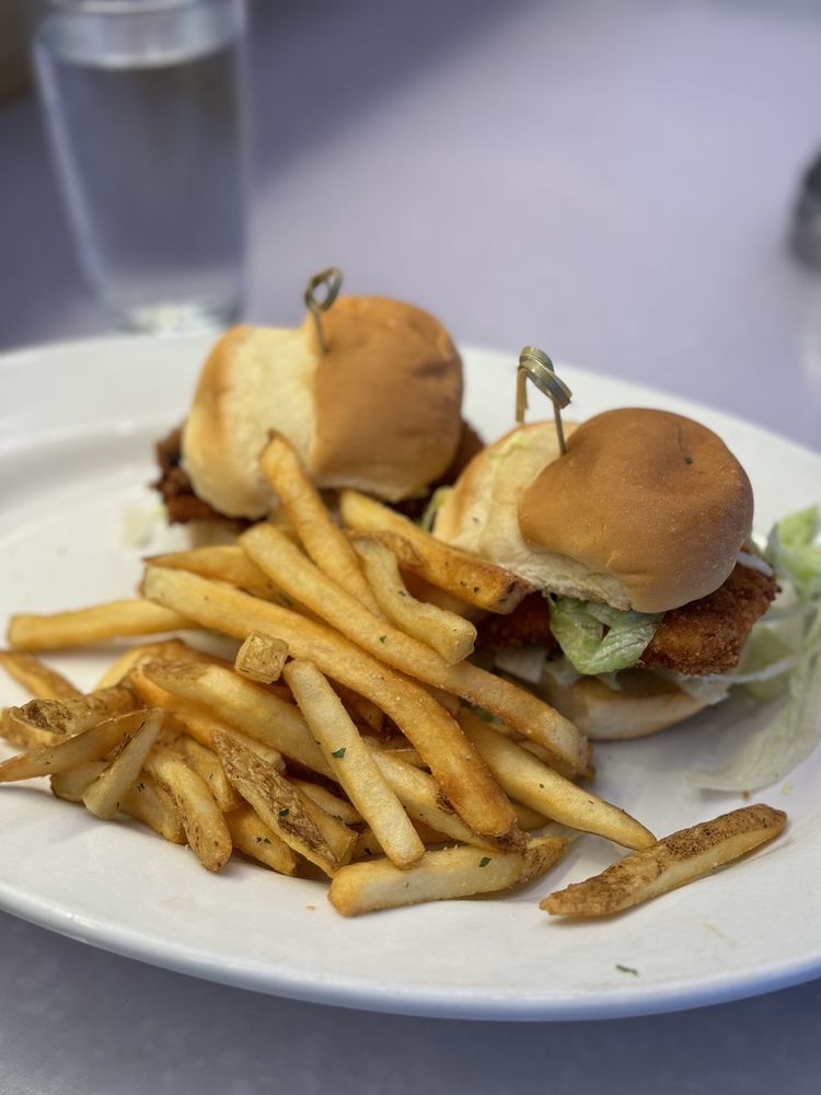 Mission Bar & Grill