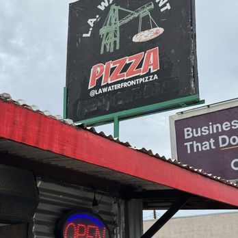 L.A Waterfront Pizza - Exterior - Pizza Near Me - Wilmington, California