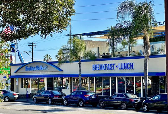 Broken Yolk Cafe by null