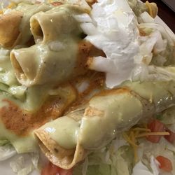 Flauta with green sauce! So so good!