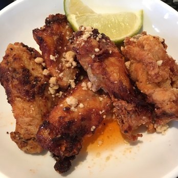 Star Noodle - Thai chicken wings - life changing! - Asian Fusion Near Me - Lahaina, Hawaii