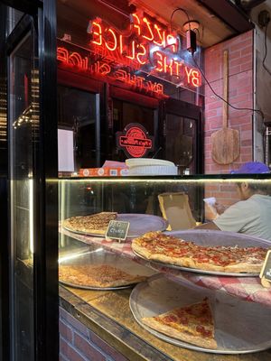 Pop's Pizzas by null