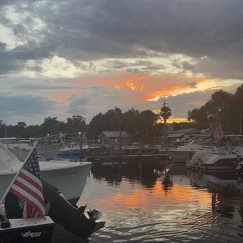 Outriggers Bar and Grill - Bars Near Me - Micco, Florida Outriggers Bar and Grill - Bars Near Me - Micco, Florida