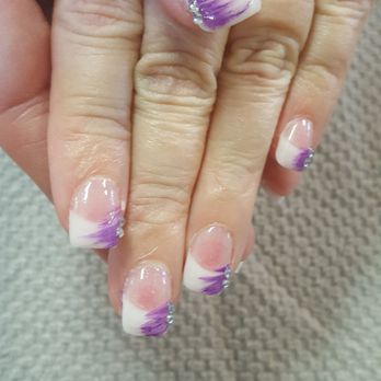 Top Hat Beauty Shop - Nail set - Hair Salons Near Me - Oroville, California Top Hat Beauty Shop - Nail set - Hair Salons Near Me - Oroville, California