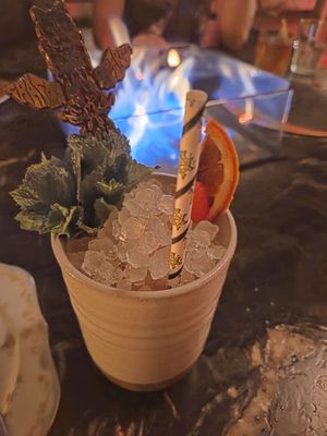 Craft & Commerce by null