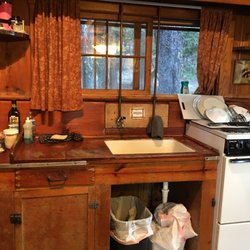 Paulina Lake Lodge - Warn and dirty.