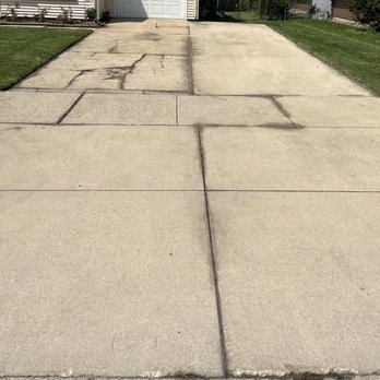 Quintessential Lawn Care - Great job removing the weeds from the cracks. - Lawn Services Near Me Quintessential Lawn Care - Great job removing the weeds from the cracks. - Lawn Services Near Me