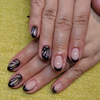 Fingerpaint Chicas - Nail Salons Near Me - Pasadena, California