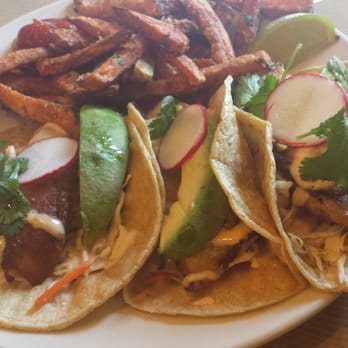 Azul 18 - Fish tacos - New American Near Me - Chicago, Illinois