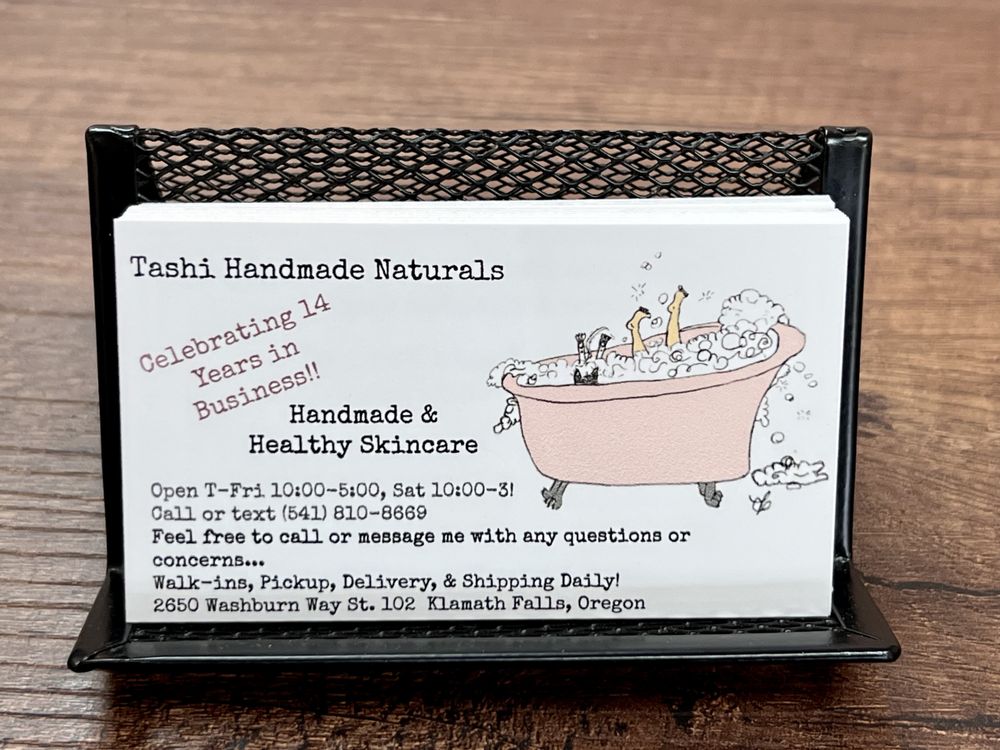 Tashi Handmade Naturals Logo