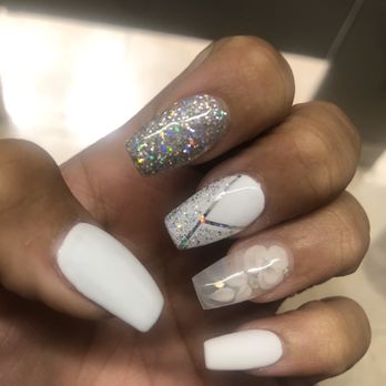 Spring Nails - Nail Salons Near Me - Fremont, California