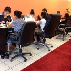 City Nails