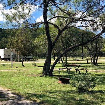 Star Rentals Outfitter - Rafting/Kayaking Near Me - Concan, Texas