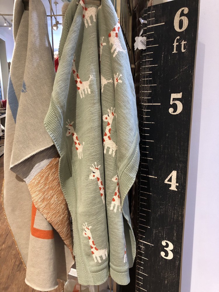 DAISY’S ON PARK 54 Photos & 93 Reviews Home Decor 1347 Park St