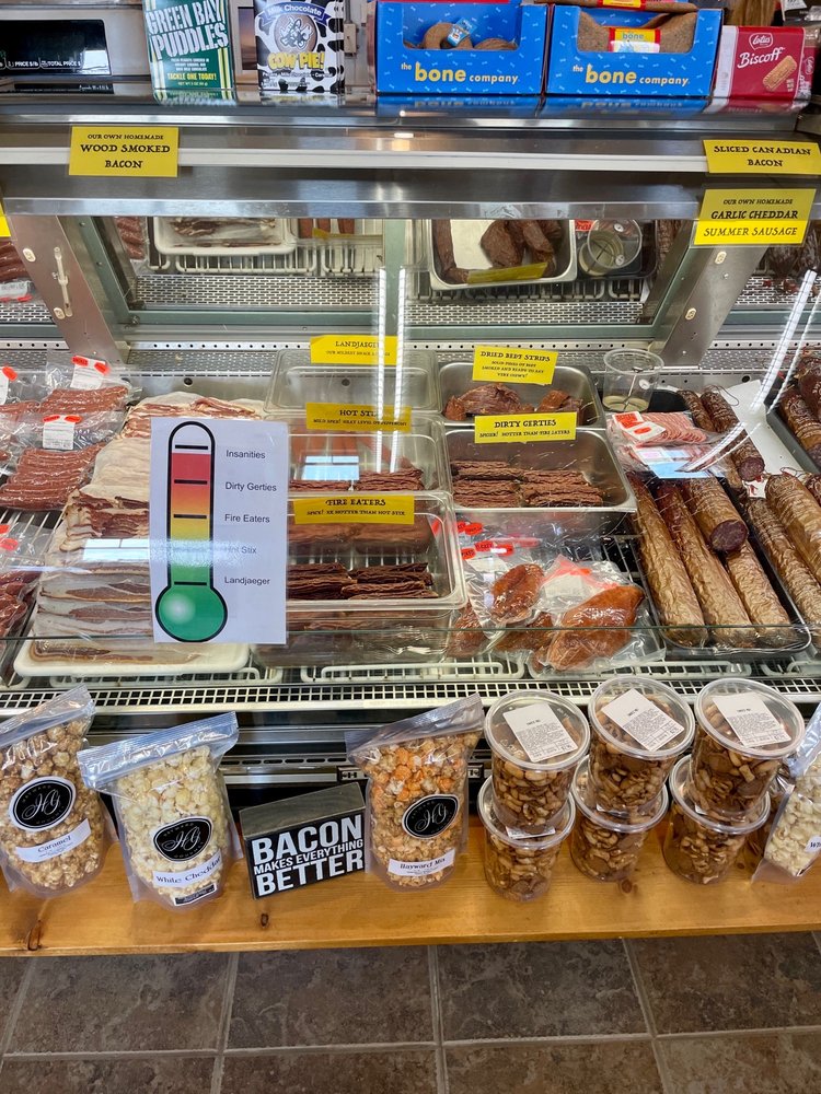 RAY’S MARKET Updated September 2024 100620 Elderberry Rd, Colby