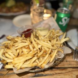 Everson Royce Bar - Fries