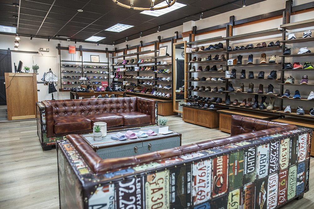 THE NATURAL SHOE STORE 20 Reviews Shoe Stores 226 S 40th St
