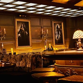 Captain's Quarters - Cocktail Bars Near Me - San Diego, California Captain's Quarters - Cocktail Bars Near Me - San Diego, California