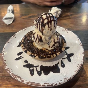 Rustic Fire - Gelato and Brookie Sundae (Cookie Brownie Combo) - Pizza Near Me - Paso Robles, California