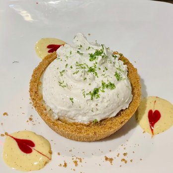 Cooper’s Hawk Winery & Restaurant - Key Lime Pie - Desserts Near Me - Gilbert, Arizona Cooper’s Hawk Winery & Restaurant - Key Lime Pie - Desserts Near Me - Gilbert, Arizona