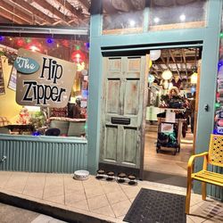 Hip Zipper Vintage - This place is truly awesome