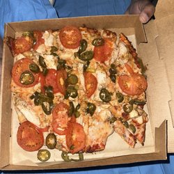Donatos Pizza - Hibachi chicken cauliflower crust pizza
