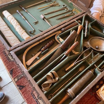 Jamestown Settlement - Surgical kit - Museums Near Me - Williamsburg, Virginia Jamestown Settlement - Surgical kit - Museums Near Me - Williamsburg, Virginia
