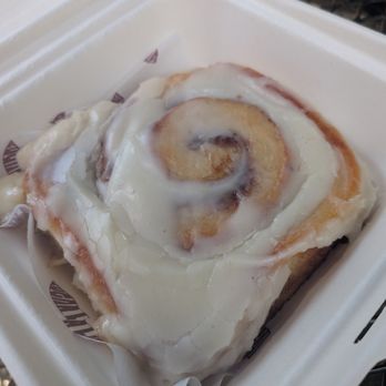 Sugarlips Bakery - Cinnamon roll - Desserts Near Me - Gettysburg, Pennsylvania Sugarlips Bakery - Cinnamon roll - Desserts Near Me - Gettysburg, Pennsylvania