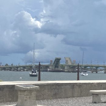 Red Train Tours - Draw bridge opening on Bridge of Lions - Tours Near Me - Saint Augustine, Florida Red Train Tours - Draw bridge opening on Bridge of Lions - Tours Near Me - Saint Augustine, Florida