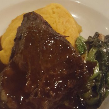 Crabapple Tavern - Braised beef with mashed butternut squash and green onions - New American Near Me - Alpharetta, Georgia Crabapple Tavern - Braised beef with mashed butternut squash and green onions - New American Near Me - Alpharetta, Georgia