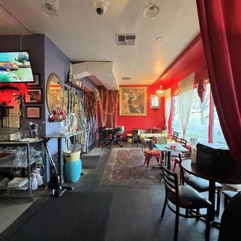 Lola's Lounge - Inside - Spanish Near Me - Sacramento, California Lola's Lounge - Inside - Spanish Near Me - Sacramento, California