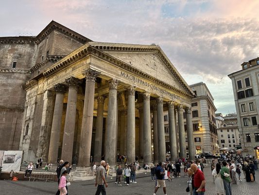 Pantheon by null