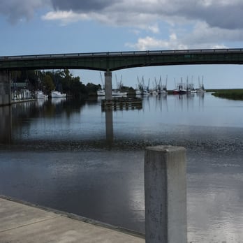Skipper's Fish Camp - Seafood Near Me - Darien, Georgia