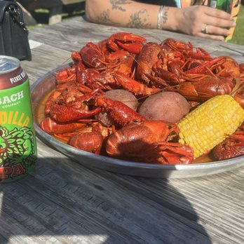 Barge 295 - 5lb plate of Crawfish. Easily feeds 2 - Gastropubs Near Me - Seabrook, Texas