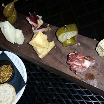 Sweetwater - Gastropubs Near Me - Boynton Beach, Florida