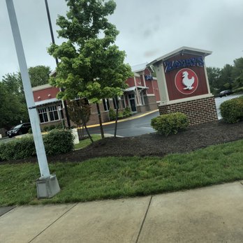 Zaxbys - Fast Food Near Me - Winchester, Virginia