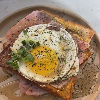 Momonoki - Ham & Cheese French Toast - Cafes Near Me - Atlanta, Georgia