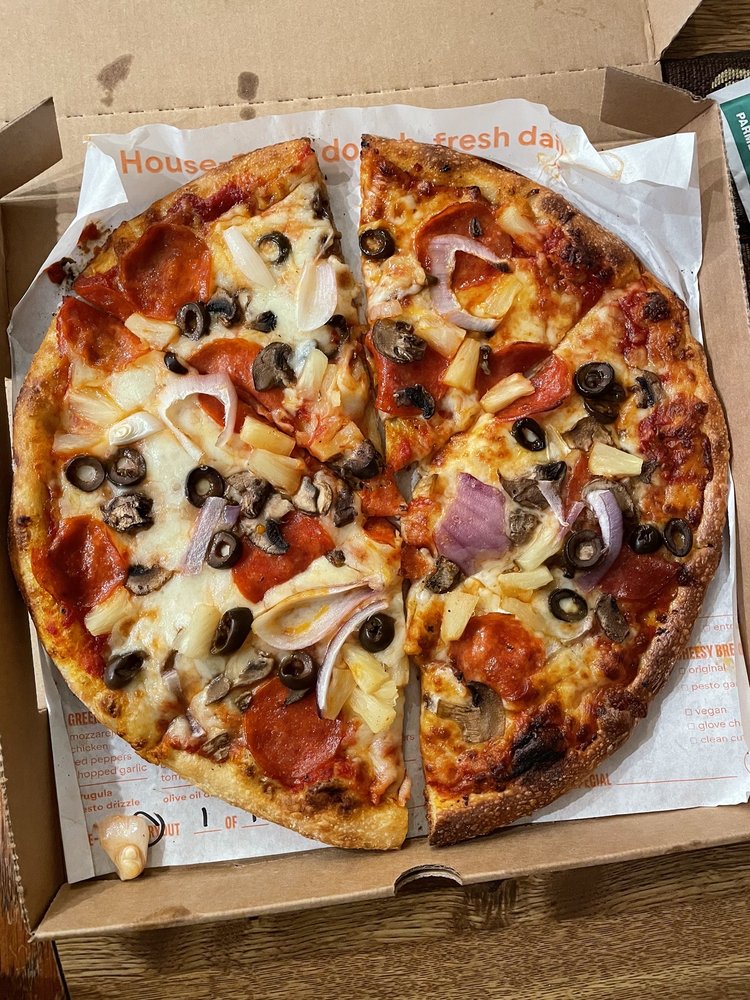 BLAZE PIZZA 85 Photos & 57 Reviews 9301 Tampa Ave, Northridge