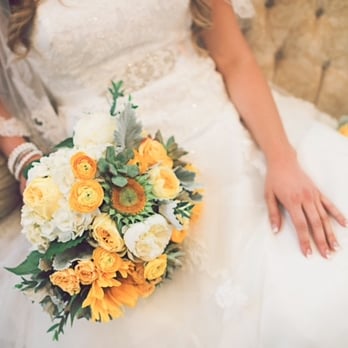 London Light Photography - Bridal Bouquet - Photographers Near Me - Murrieta, California