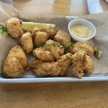 Pilot House Restaurant - Seafood Near Me - Kennebunk, Maine