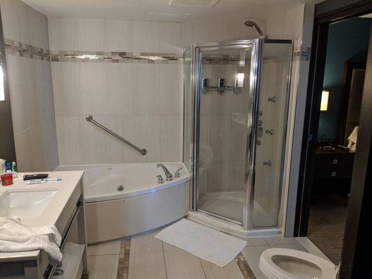 Four Points by Sheraton London by null