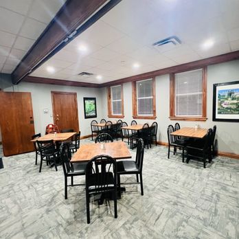 Flavor Restaurant and Bar - Run off dining area - Sports Bars Near Me - Lancaster, New York Flavor Restaurant and Bar - Run off dining area - Sports Bars Near Me - Lancaster, New York