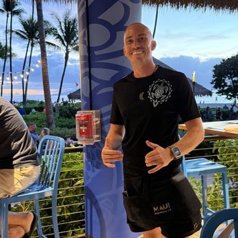 Maui Brewing - The amazing Warren!!! - Brewpubs Near Me - Lahaina, Hawaii Maui Brewing - The amazing Warren!!! - Brewpubs Near Me - Lahaina, Hawaii