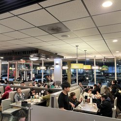 Pho 21 - Inside restaurant