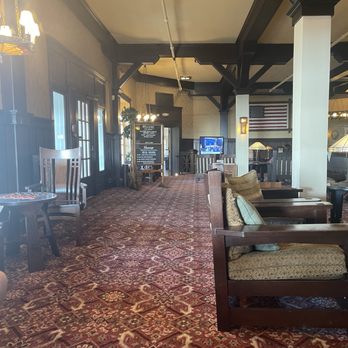 Historic Summit Inn Resort - Lobby - Resorts Near Me - Farmington, Pennsylvania Historic Summit Inn Resort - Lobby - Resorts Near Me - Farmington, Pennsylvania