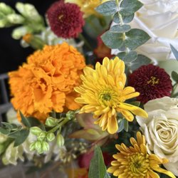 Atascocita Lake Houston Florist - Dia de los muertos flowers. Fall flowers ready for pick up or delivery.