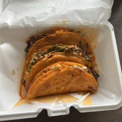 Taco Movil - Quesa Birria Tacos